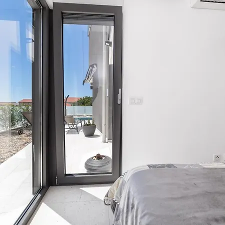 Aliara Pool * Vodice