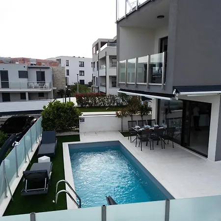 Aliara Pool Vodice