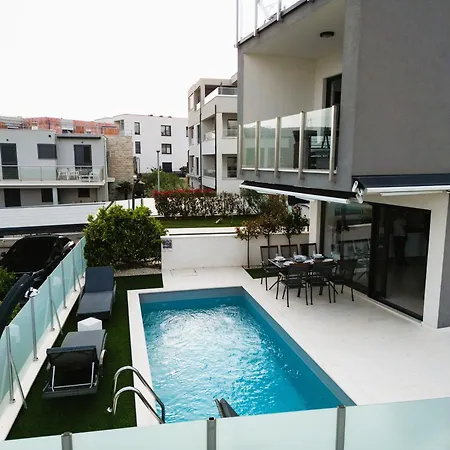 Apartamento Aliara Pool Vodice