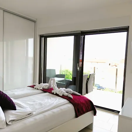 Aliara Pool * Vodice