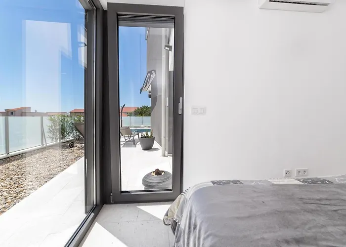 Aliara Pool * Vodice