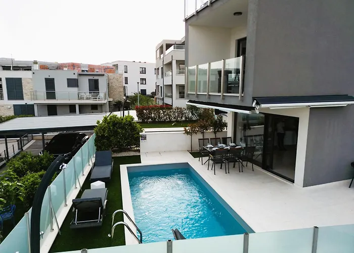 Apartamento Aliara Pool Vodice